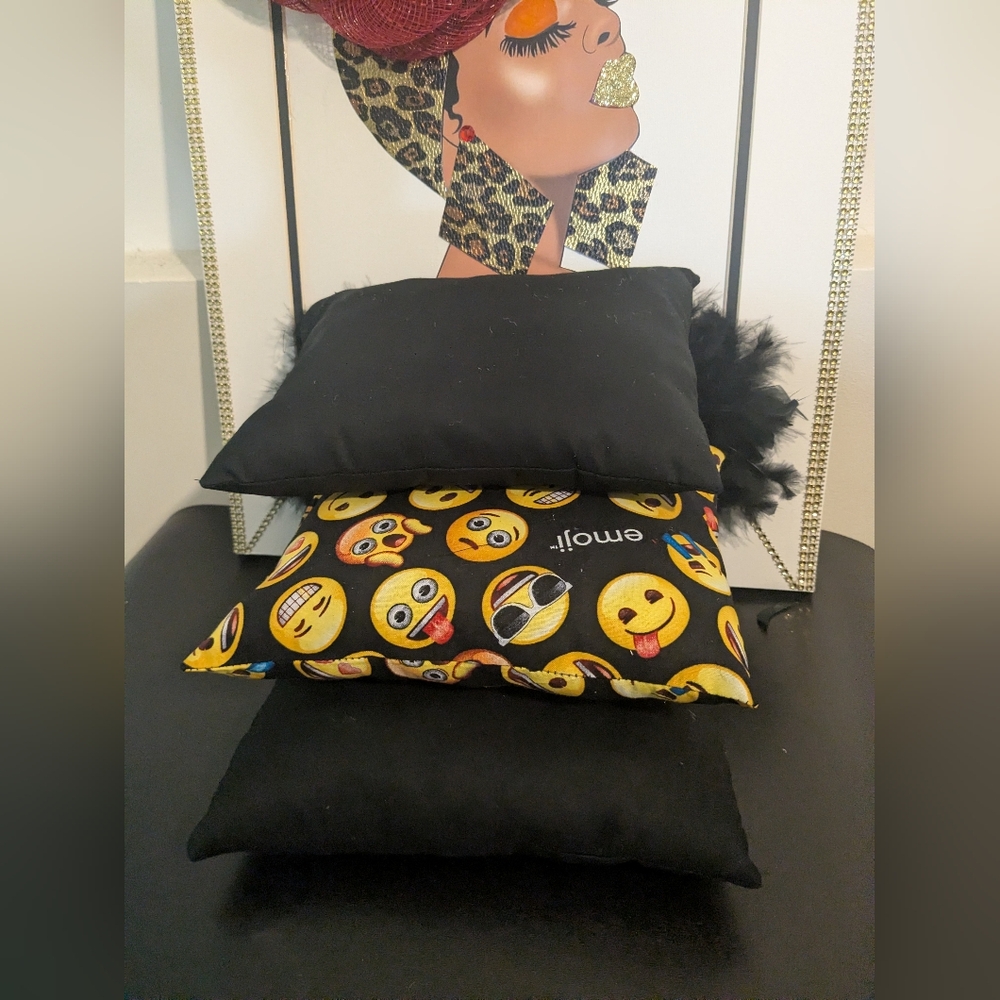 Purse Pillows SET of Three Handmade EMOJI's ๐๐๐๐๐คฃ Decorative Design - Picture 2 of 5